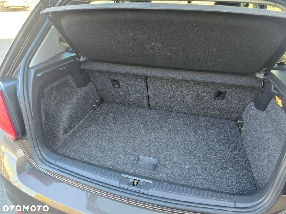 Volkswagen Polo - 31