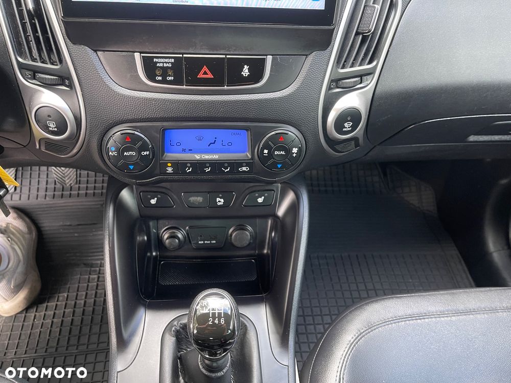 Hyundai ix35 2.0 CRDi 4WD Premium - 26
