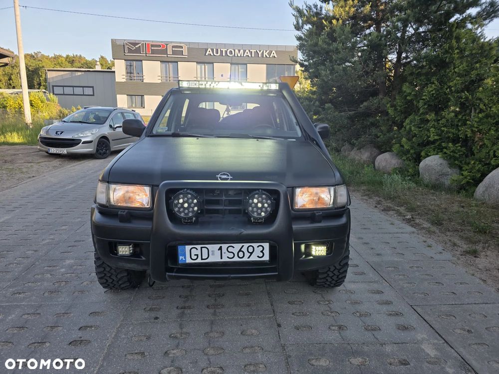 Opel Frontera - 9