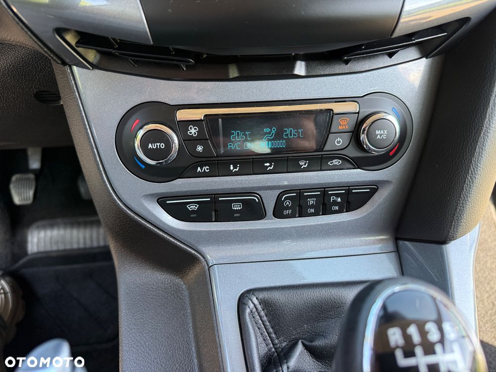 Ford Focus 1.0 EcoBoost Titanium - 18