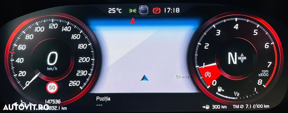 Volvo XC 40 T2 Momentum Core - 33
