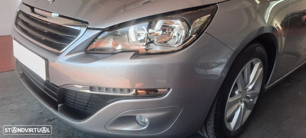 Peugeot 308 1.2 PureTech Style - 36