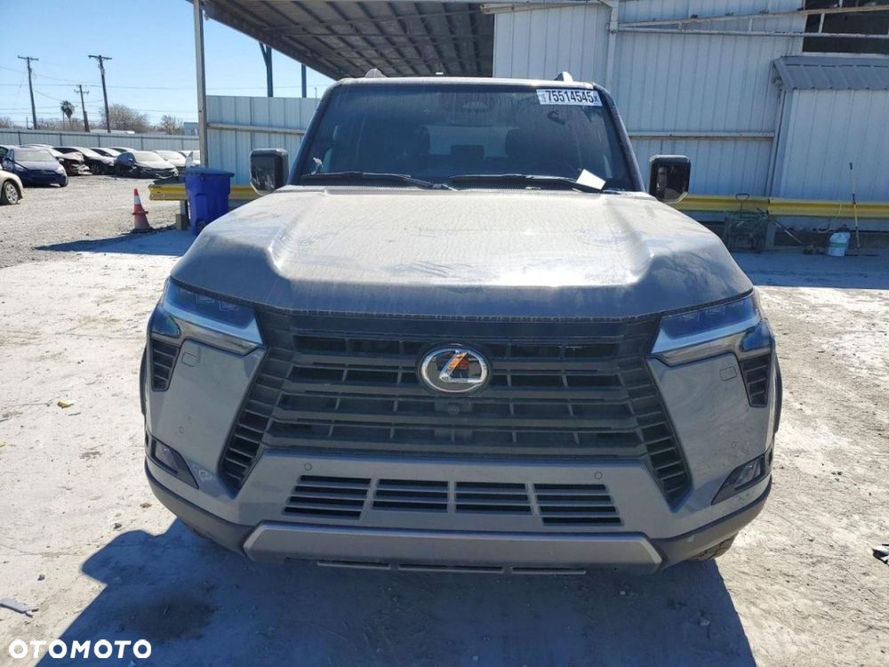 Lexus GX - 2