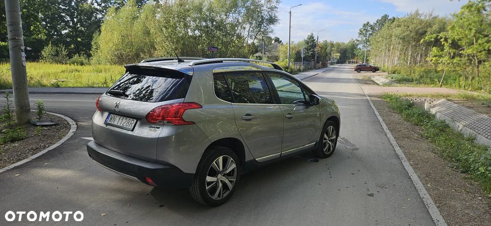 Peugeot 2008 BlueHDi FAP 120 STOP & START Crossway - 24