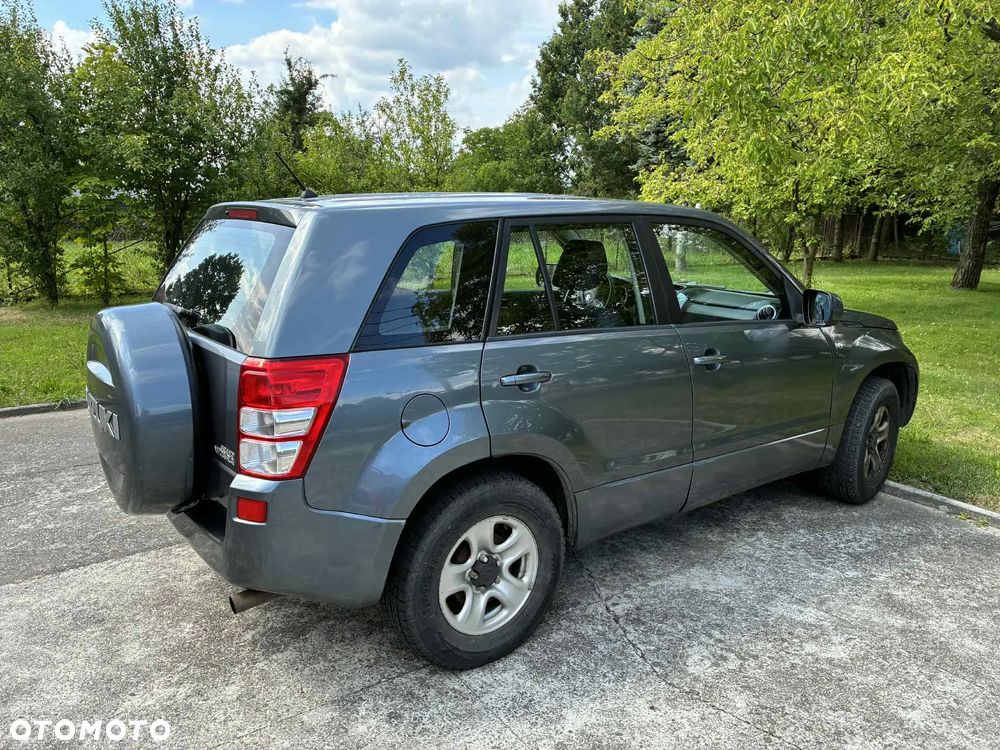 Suzuki Grand Vitara 2.7 V6 - 3