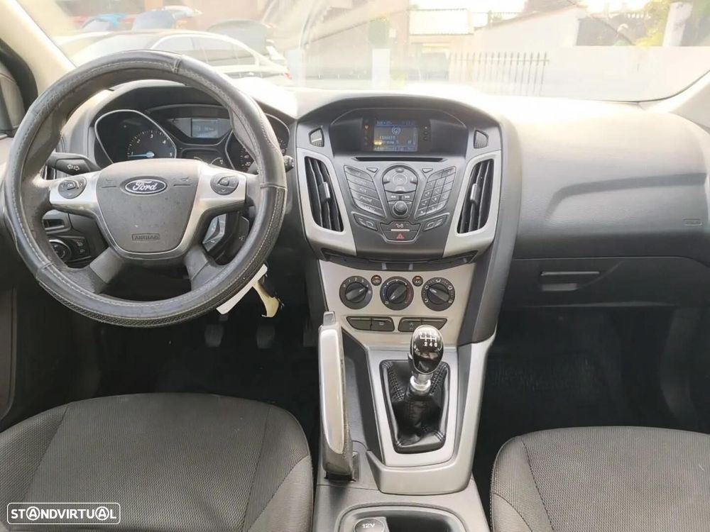 Ford Focus SW 1.6 TDCi Titanium - 10