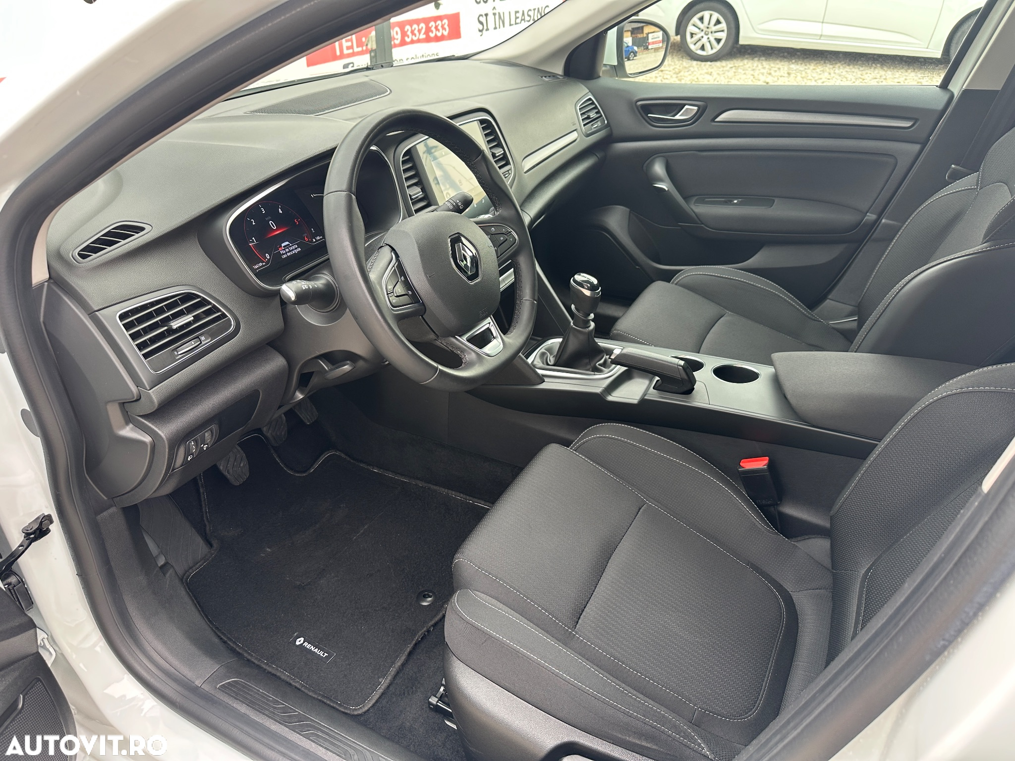 Renault Megane Blue dCi 116 Life - 15