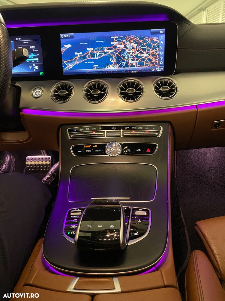 Mercedes-Benz E 220 d 4MATIC - 12