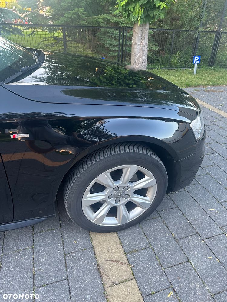 Audi A4 Avant 2.0 TDI S tronic - 4