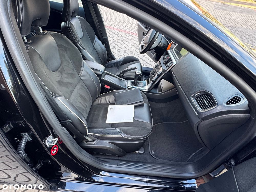 Volvo V40 D2 RDesign - 12