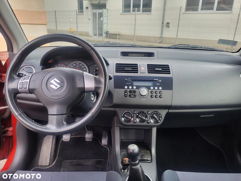 Suzuki Swift 1.3 GLX / Comfort - 4