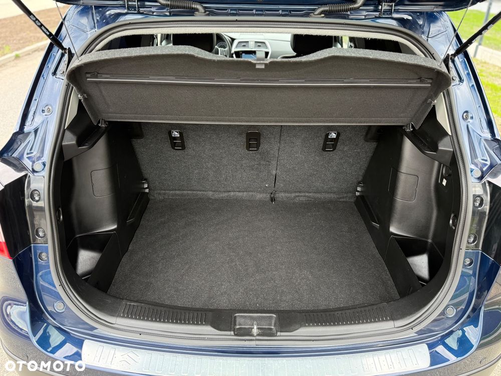 Suzuki SX4 S-Cross 1.4 T Premium 4WD - 36