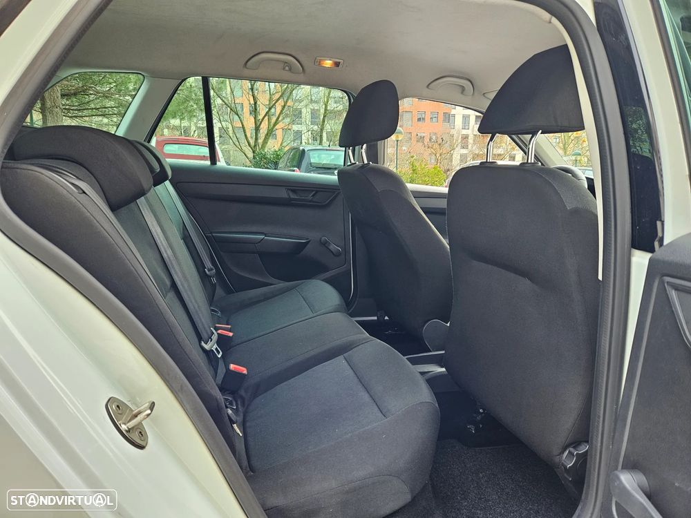 Skoda Fabia Break 1.0 Ambition - 17