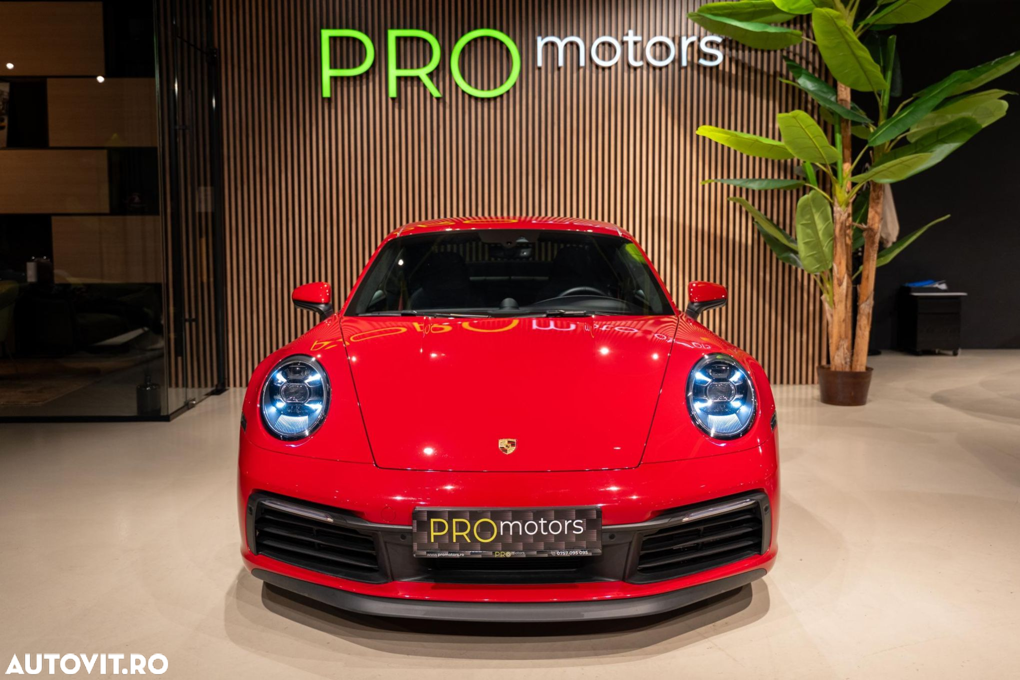 Porsche 911 Carrera S - 5