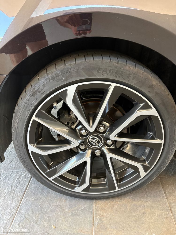 Toyota Corolla Touring Sports 2.0 Hybrid Luxury White - 2