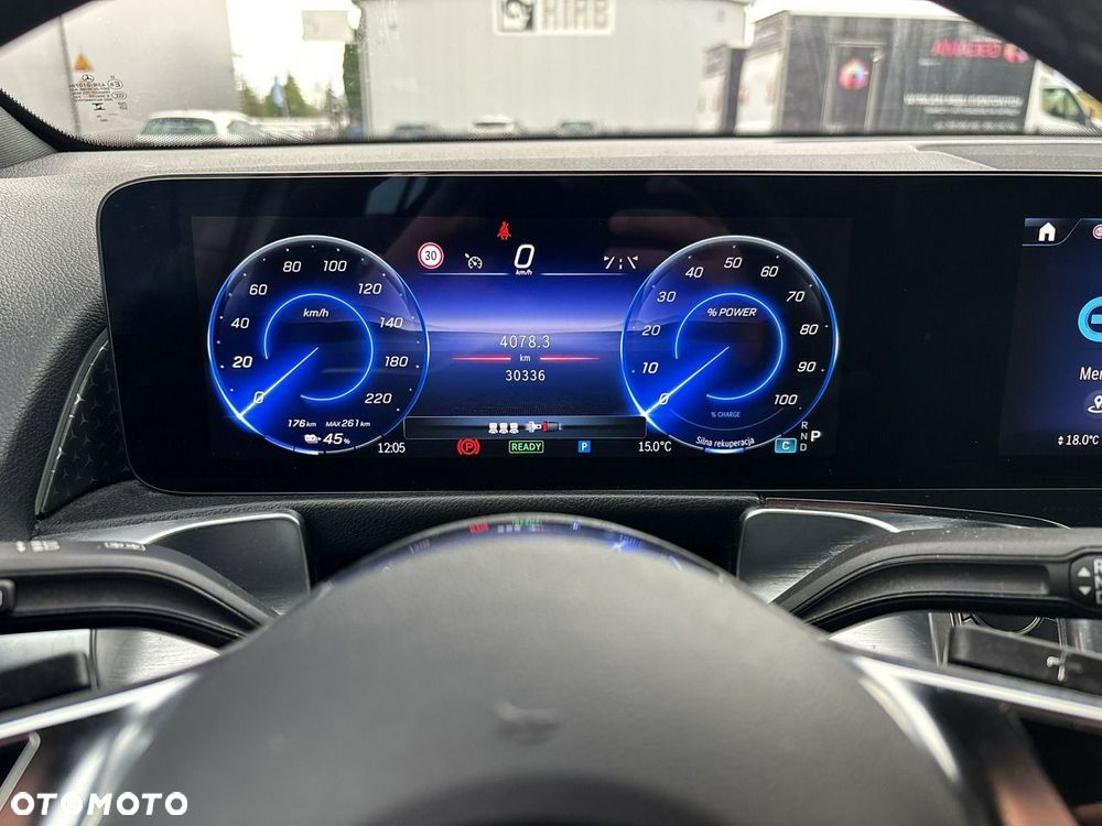 Mercedes-Benz EQB 250 70.5kWh Progressive - 23