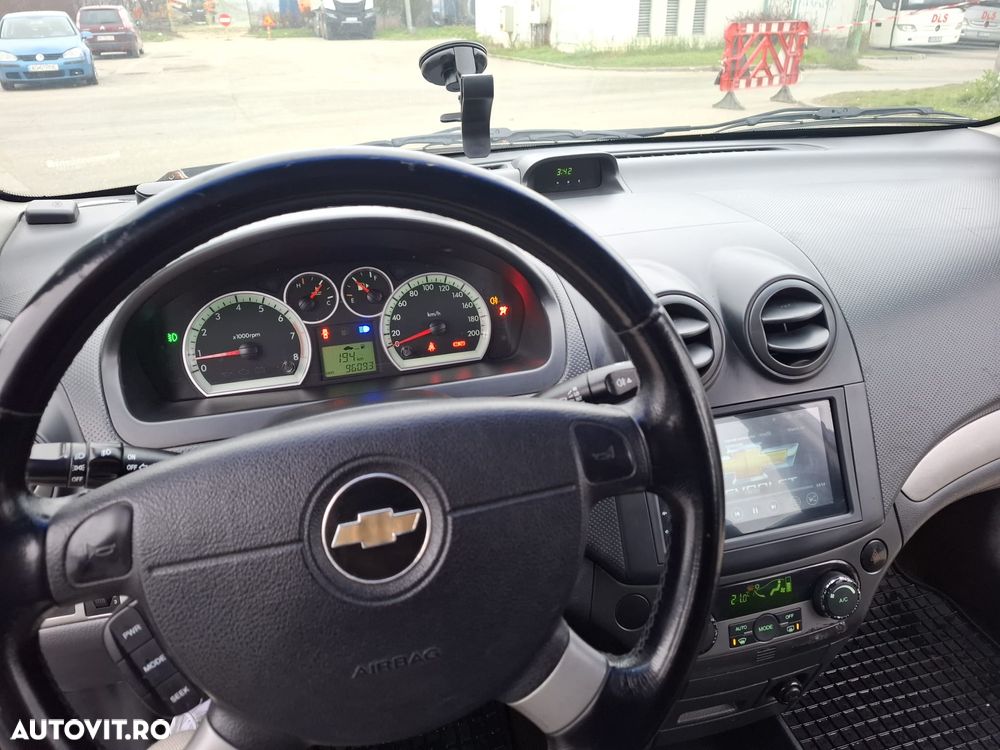 Chevrolet Aveo 1.4i Premium - 7