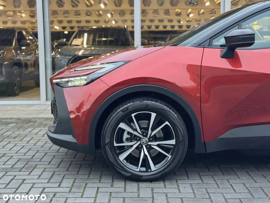 Toyota C-HR - 12