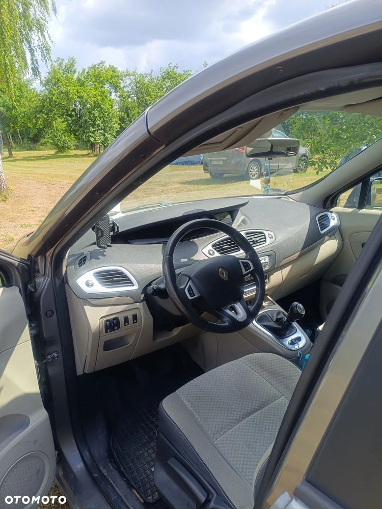 Renault Scenic - 5