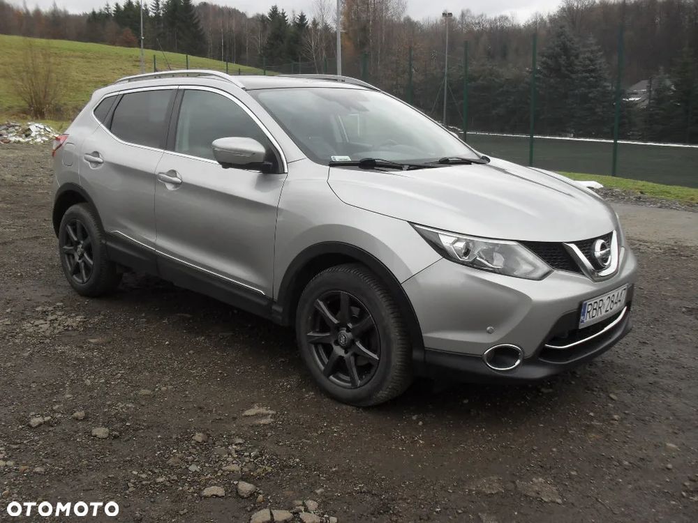 Nissan Qashqai 1.6 dCi 4 x 4 DPF Start/Stop tekna - 1