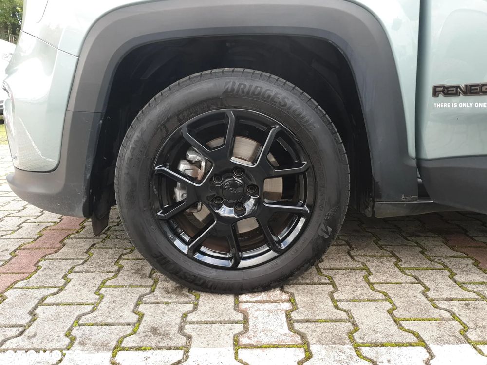 Jeep Renegade 1.5 T4 mHEV Upland FWD S&S DCT - 18