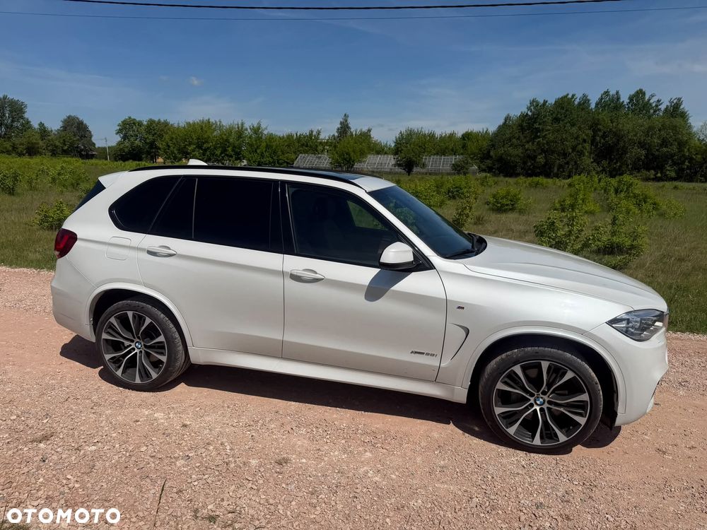 BMW X5 xDrive50i Sport-Aut - 11