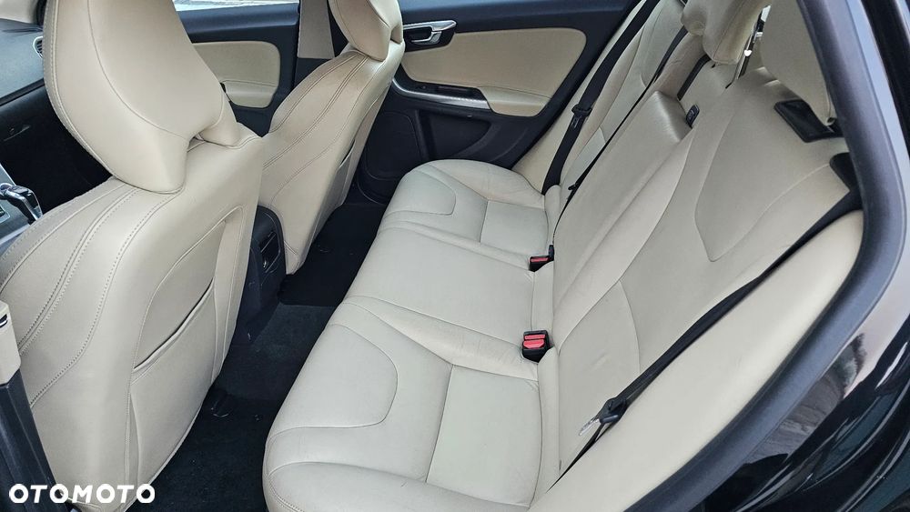 Volvo V60 D4 Drive-E Summum - 7