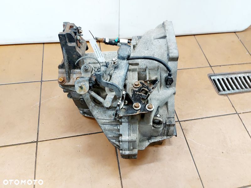 HYUNDAI I40 1.7 CRDI SKRZYNIA BIEGÓW SB55JM - 4