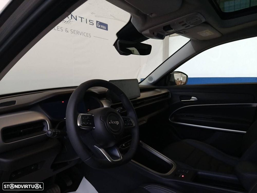 Jeep Avenger 54 kWh Altitude - 8