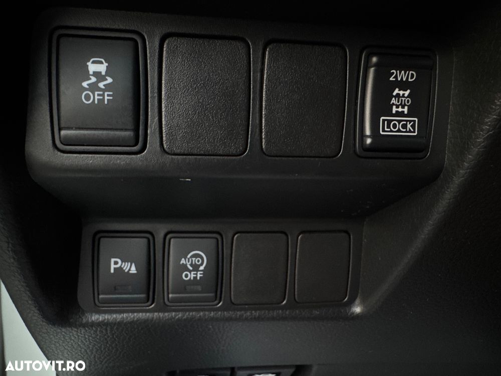 Nissan Qashqai 1.6 DCI ALL-MODE 4x4i TEKNA+ - 24