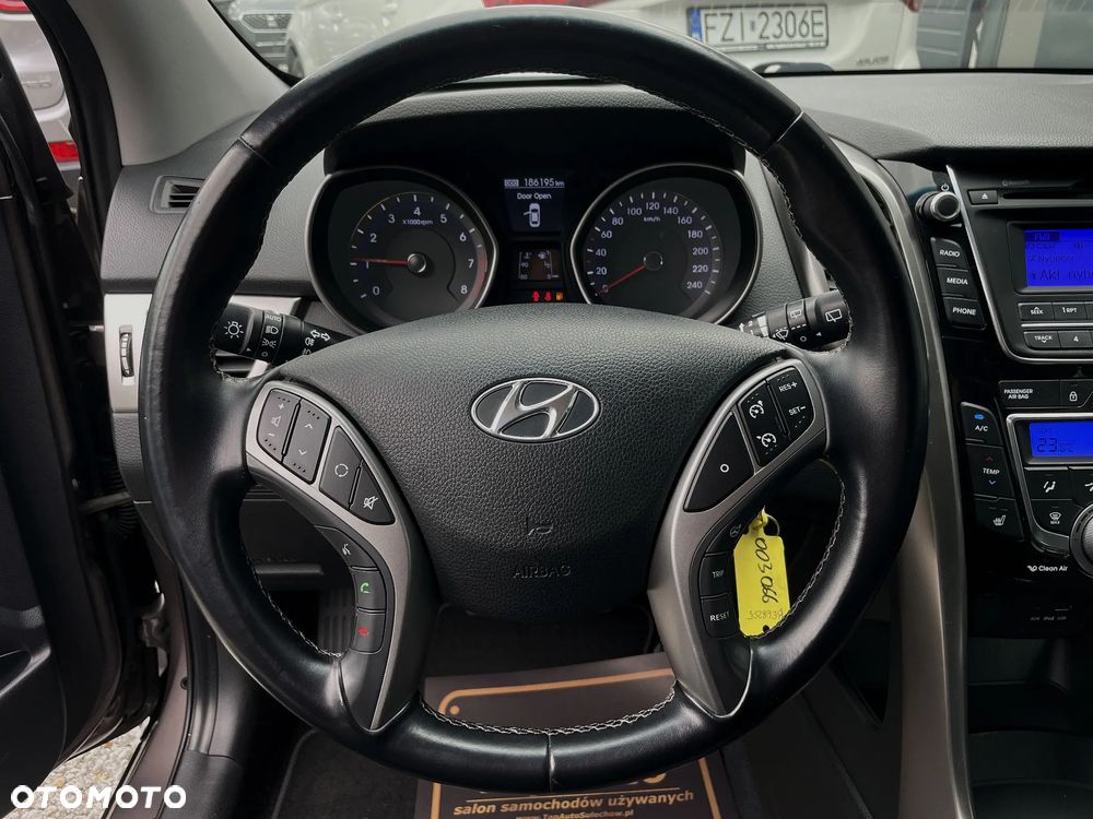 Hyundai i30 1.6 Style - 22