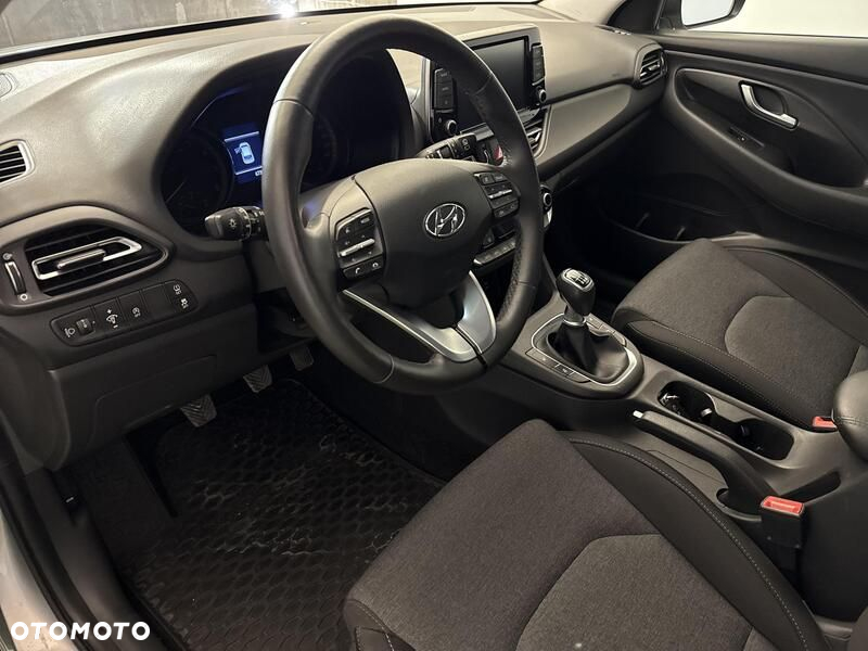 Hyundai i30 1.5 DPI Smart - 11