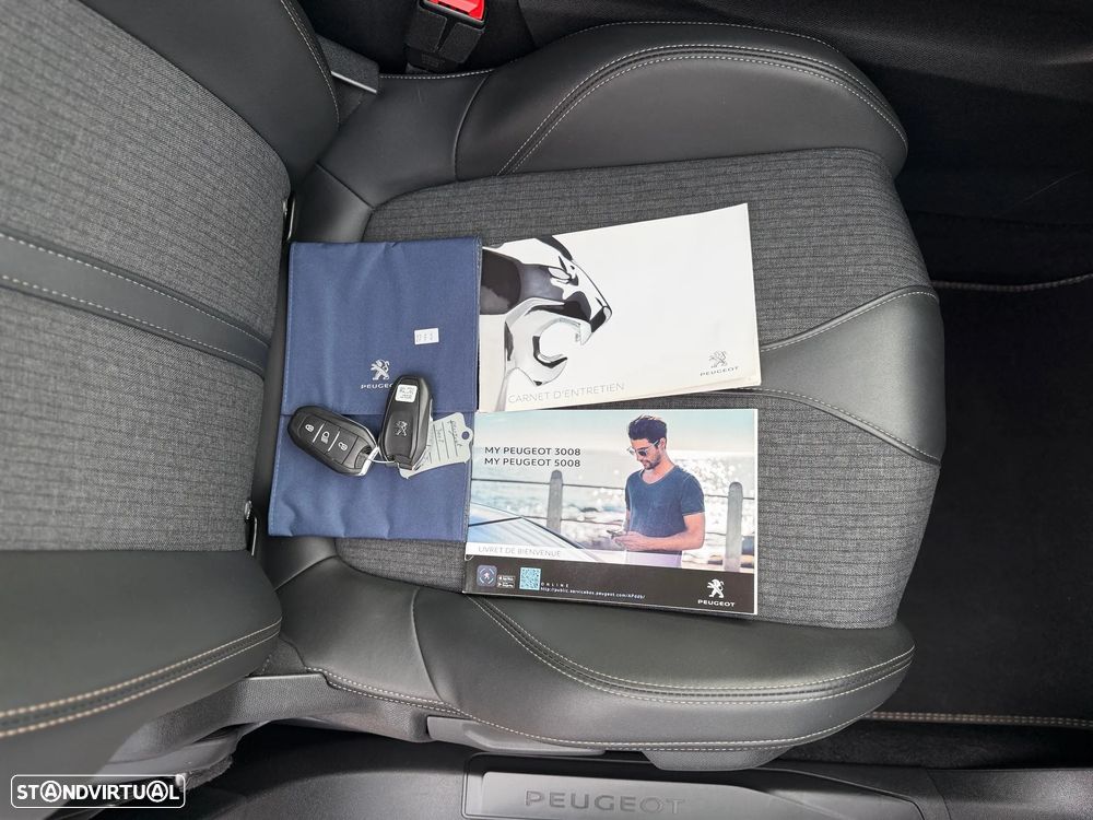 Peugeot 3008 1.2 PureTech GT Pack EAT8 - 14