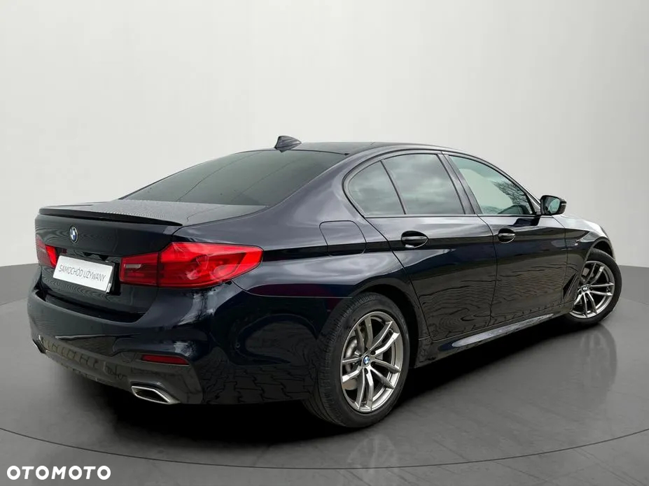 BMW Seria 5 520d xDrive M Sport sport - 2
