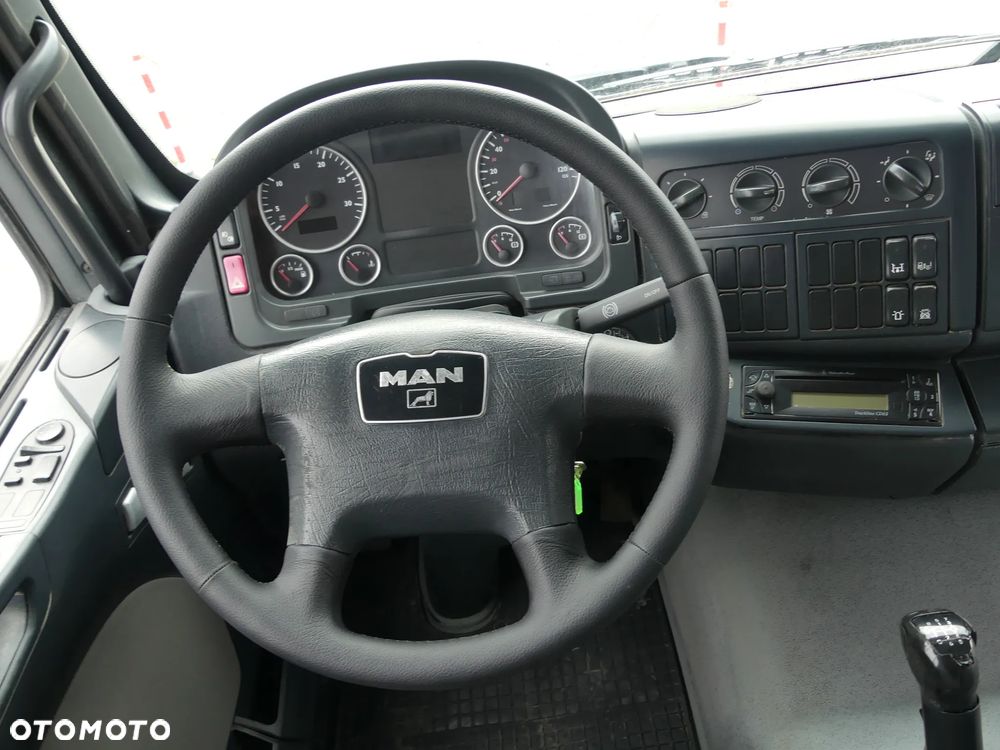MAN TGM 18.330 / 4x4 / MANUAL / RAMA DO ZABUDOWY / - 9