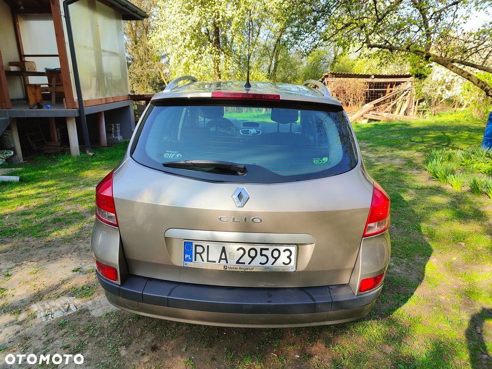 Renault Clio - 5