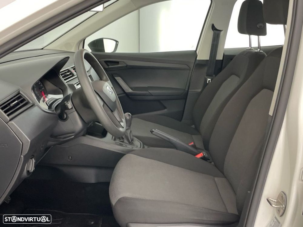 SEAT Arona 1.0 TSI - 11