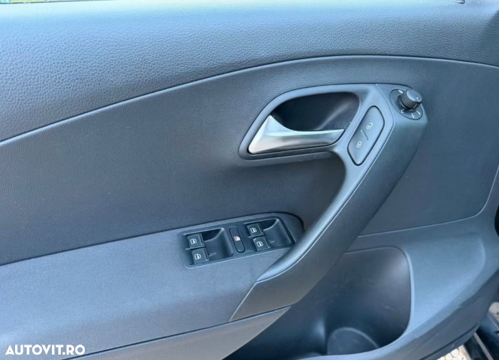 Volkswagen Polo - 10
