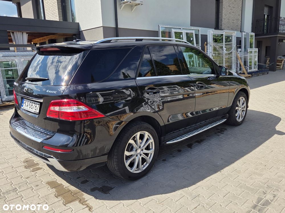 Mercedes-Benz ML 350 BlueTEC 4-Matic - 11