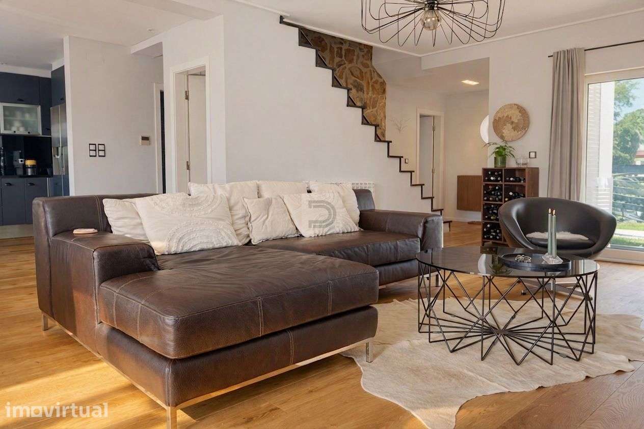 Moradia T5 com Piscina, Jardim nas Casas de Azeitão - Grande imagem: 5/30