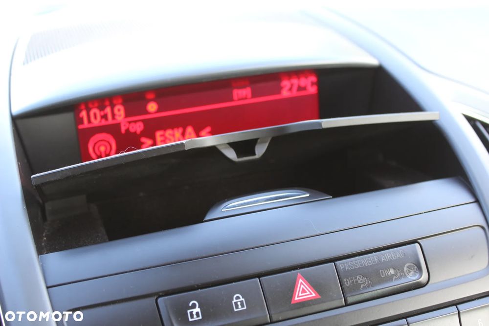 Opel Zafira - 32