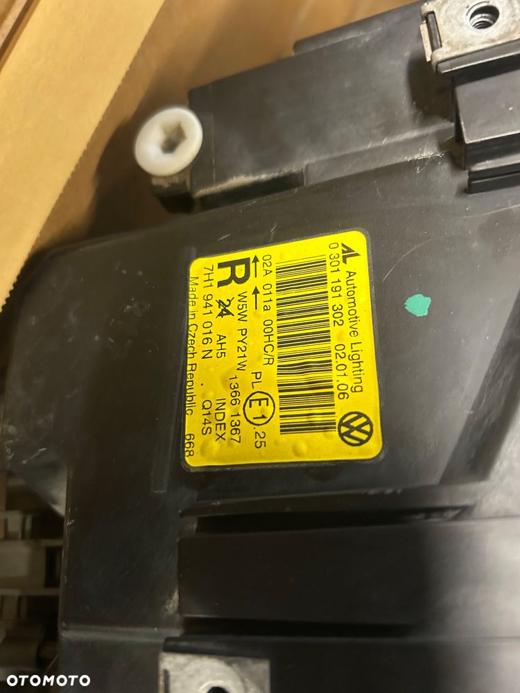 Komplet lamp przód VW T5 Europejskie - 2