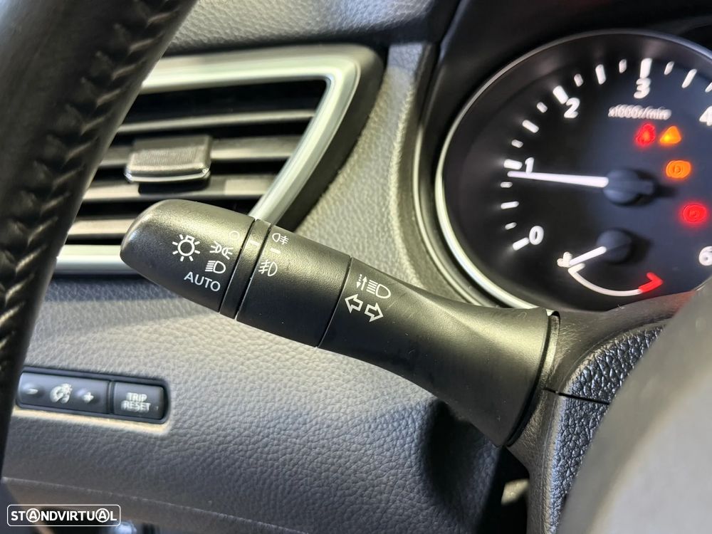 Nissan Qashqai 1.5 dCi Tekna Premium S - 23