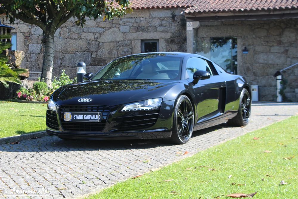 Audi R8 Coupé 4.2 FSI quattro R tronic - 1