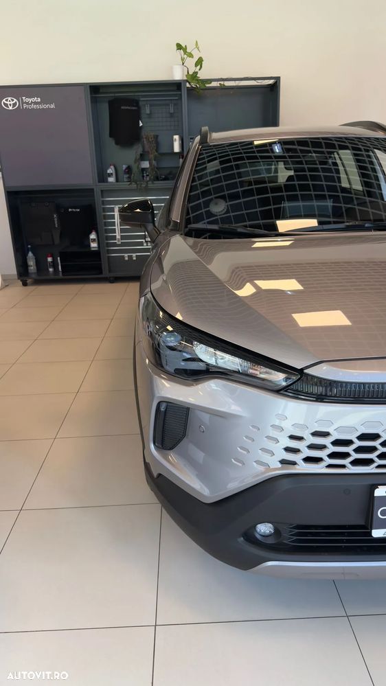Toyota Corolla Cross - 8