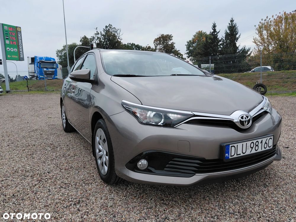 Toyota Auris 1.6 Comfort - 21