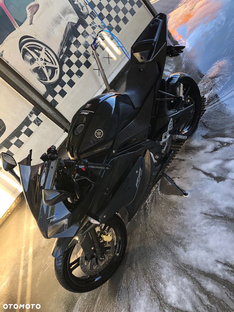 Yamaha YZF - 1