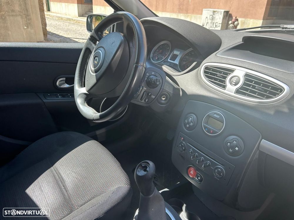 Renault Clio 1.5 dCi Confort - 6