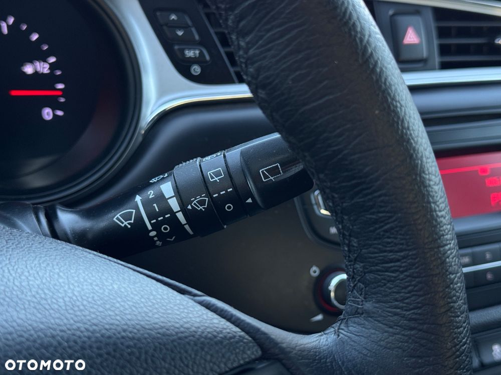 Kia Ceed Cee'd 1.4 M - 12