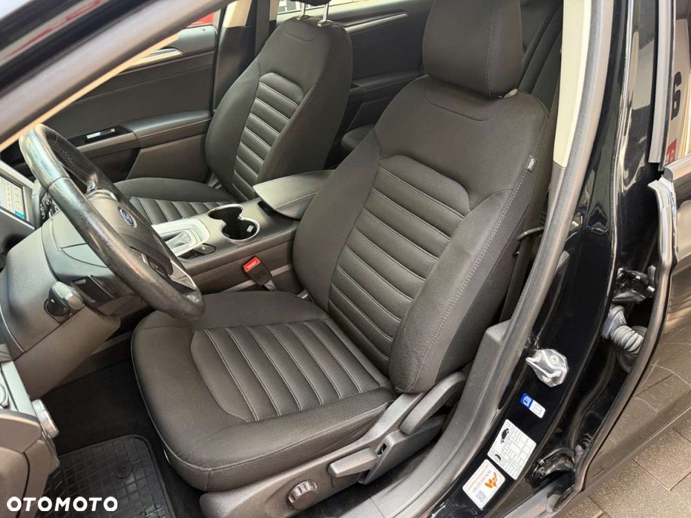Ford Mondeo - 22